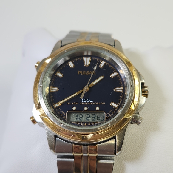 Vintage Pulsar Watch Blue and Gold Alarm Chronograph Watch - Picture 9 of 12